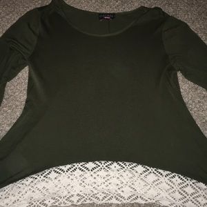 Green flow shirt